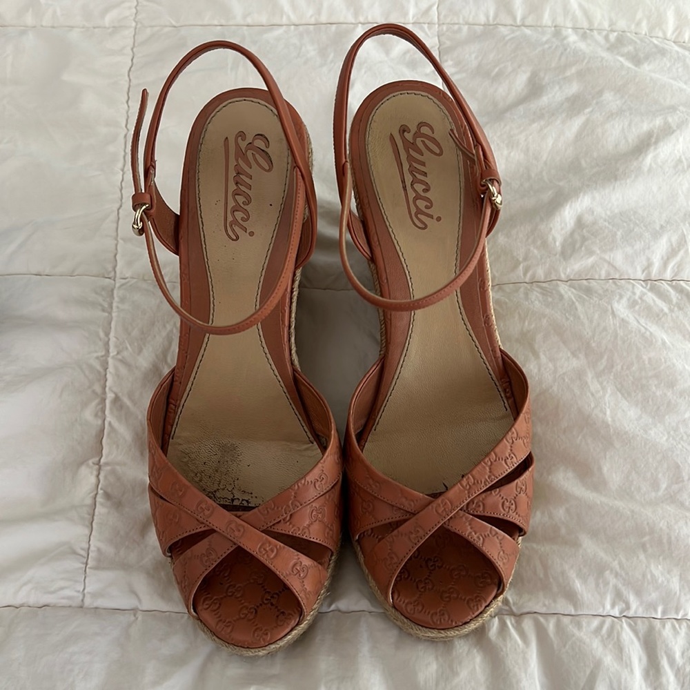 Gucci open toe espadrille sandals